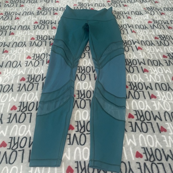 Lululemon Seek The Heat Tight *28" - Picture 6 of 10